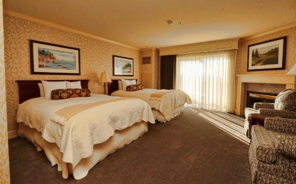 Fairhaven Village Inn image 16