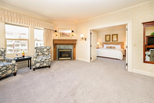 Fairhaven Village Inn image 23