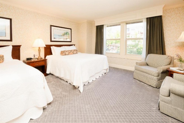 Fairhaven Village Inn image 33